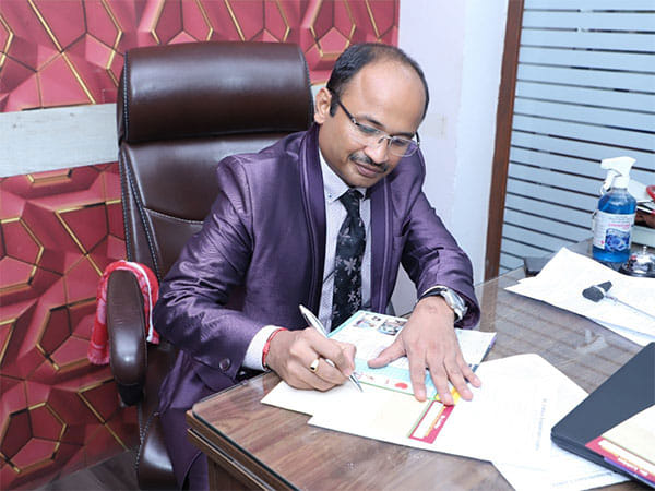 Unlocking Fertility Potential: Dr Sachin Lohiya's Acupuncture to aid IVF process