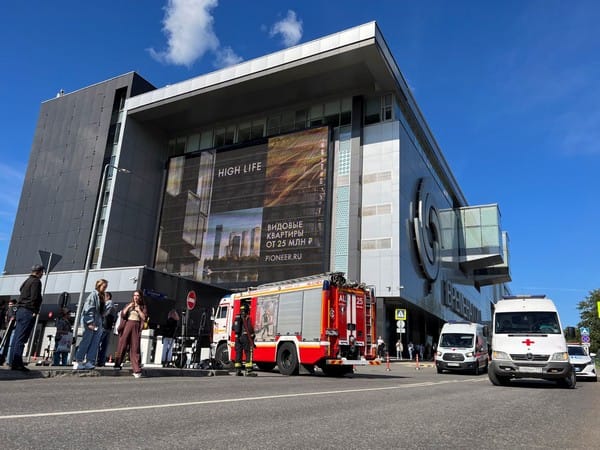 4 killed after hot water pipe bursts in Moscow mall: Mayor