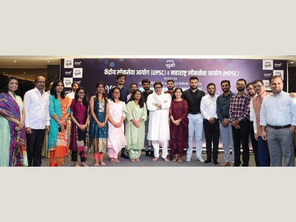 Sugee Group felicitates successful rank holders of UPSC and MPSC students in the presence of Raj Saheb Thackeray