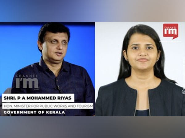 AI Makes History: Minister Interviewed by AI Presenter for the First Time