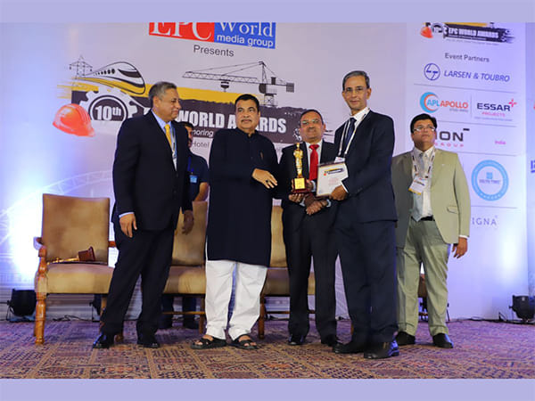 Ajax Engineering Ltd Visionary Leader, K Vijay, Recognized with Lifetime Achievement Award at EPC World Awards