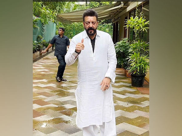 Sanjay Dutt aces traditional look on birthday, greets fans, paps