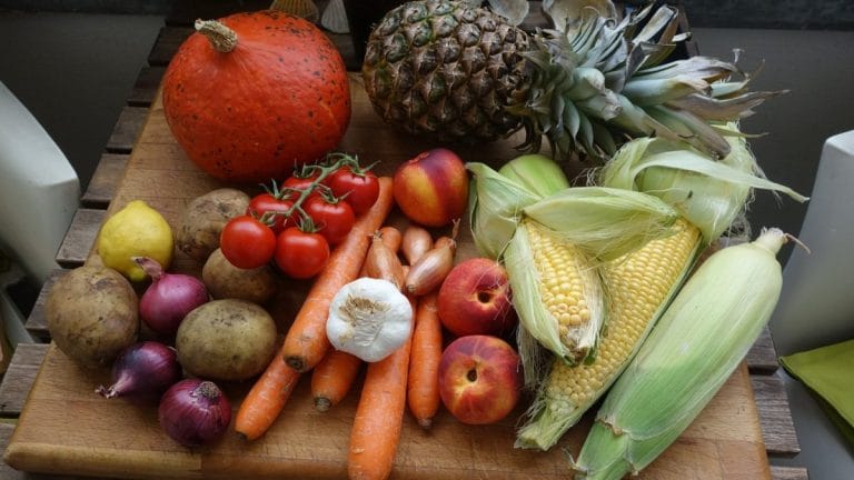 Don’t cut carbs out of your diet. Focus on fibre instead