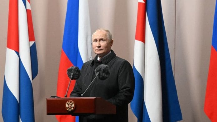 Russian President Vladimir Putin attends an unveiling ceremony of a monument to late Cuban leader Fidel Castro in Moscow, Russia November 22, 2022 | Reuters
