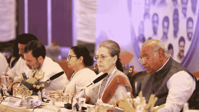 M. K .Stalin, Rahul Gandhi, Mamata Banerjee, Sonia Gandhi and Mallikarjun Kharge at an opposition meeting in Bengaluru | Photo: AICC