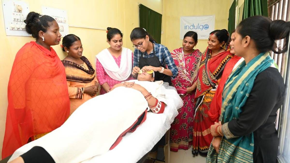 Prison inmates being trained as beauticians | By special arrangement