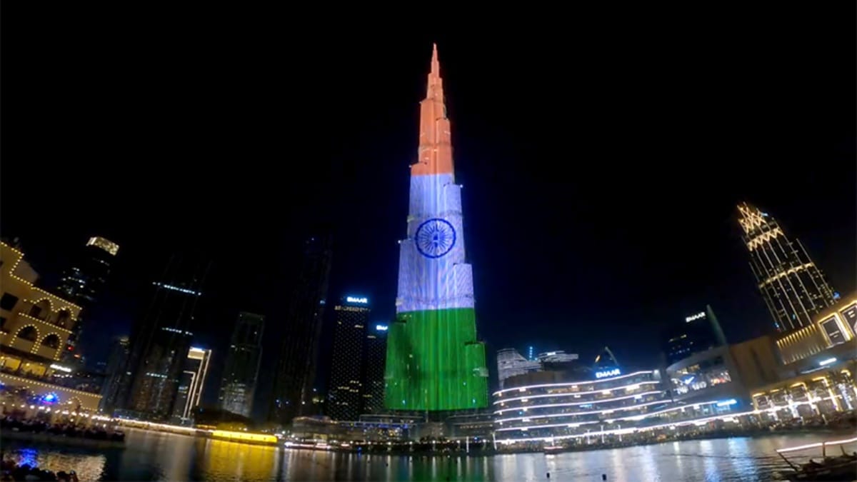 UPI Now Accepts Online Bookings at Burj Khalifa
