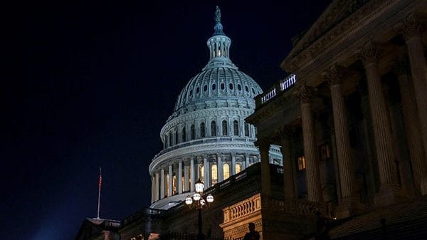 US Capitol police searches Senate buildings, issues Shelter-In-Place order after unconfirmed reports of active shooter