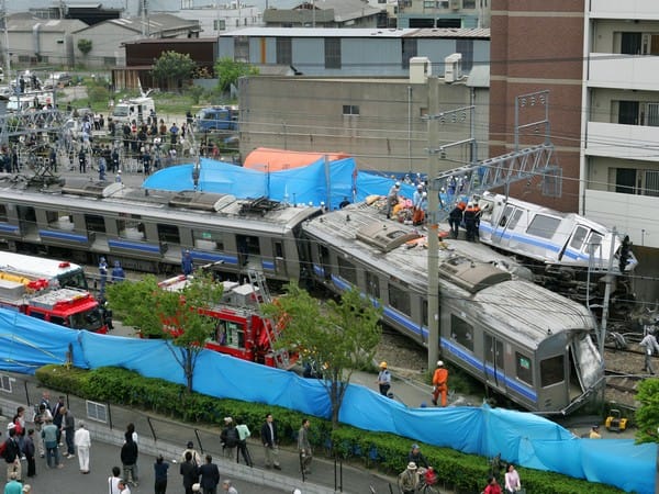 Japan: Train services resume after 1,500 people trapped in train near Tokyo 
