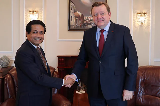 Indian envoy calls on Belarus Foreign Minister, discusses bilateral cooperation
