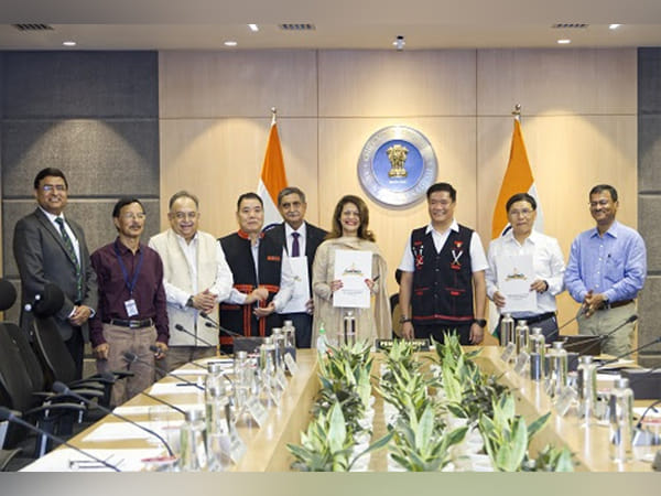 Govt. of Arunachal Pradesh Signs MoU with Religare Care Foundation and Sir Ganga Ram Hospital to Improve Healthcare in the State