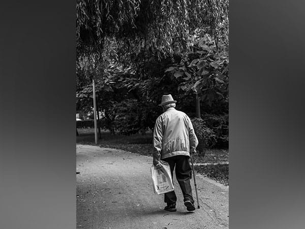 Report sounds alarm over increase in suicides among elderly in US