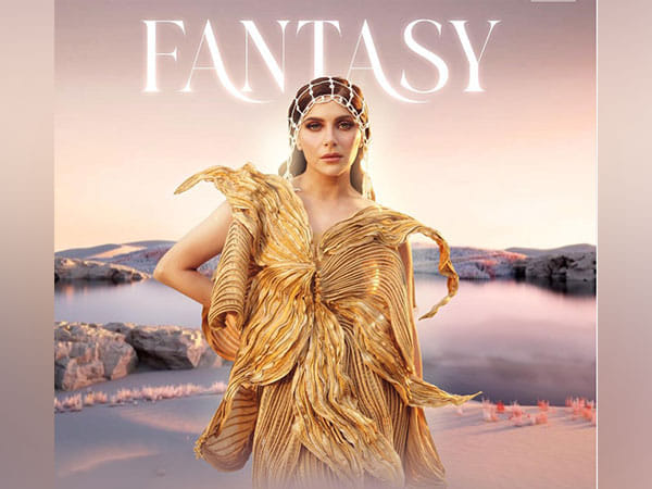 Kanika Kapoor comes up with new song 'Fantasy'