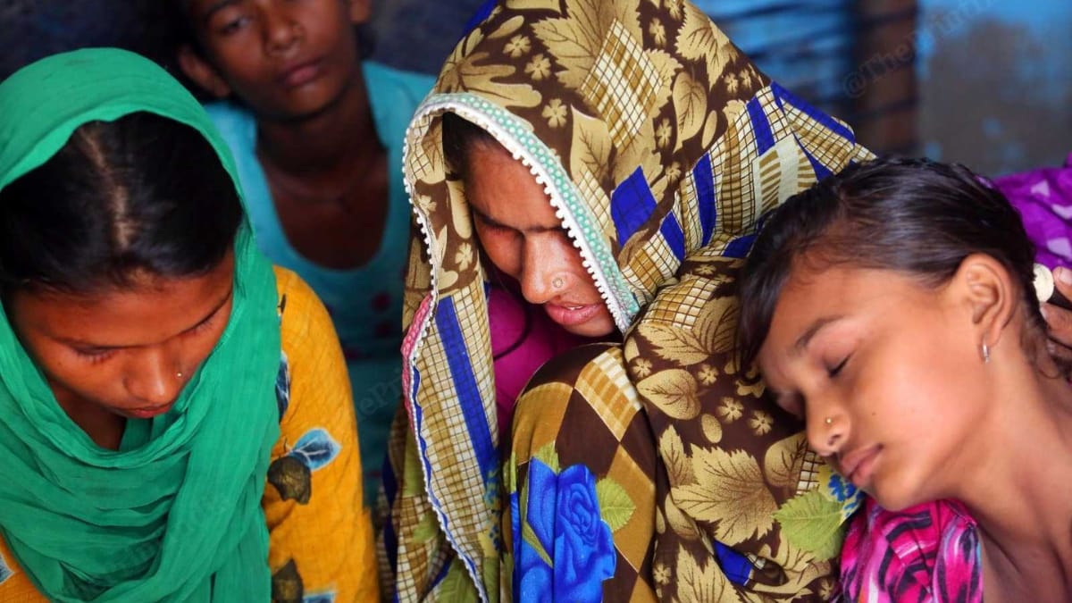 Shakti Singh's wife Jaina Devi (centre) with daughters Khushi, Mehak and son Anmol | Praveen Jain | ThePrint