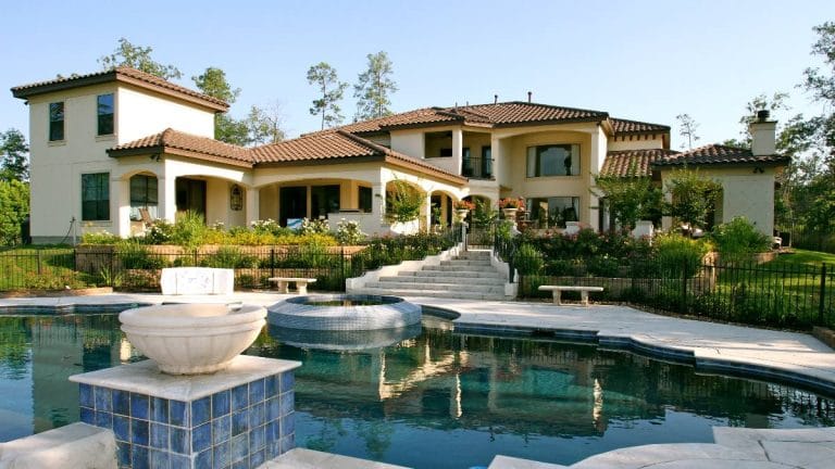 SubscriberWrites: From billionaire mansions to exotic escapes. Diving into digital dreams