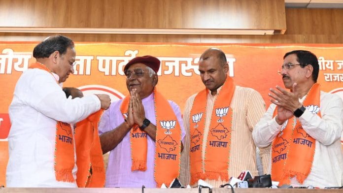 Devi Singh Bhati with BJP leaders Thursday | Photo: X/@BJP4Rajasthan