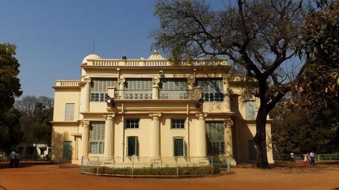 Santiniketan Griha | Wikimedia Commons