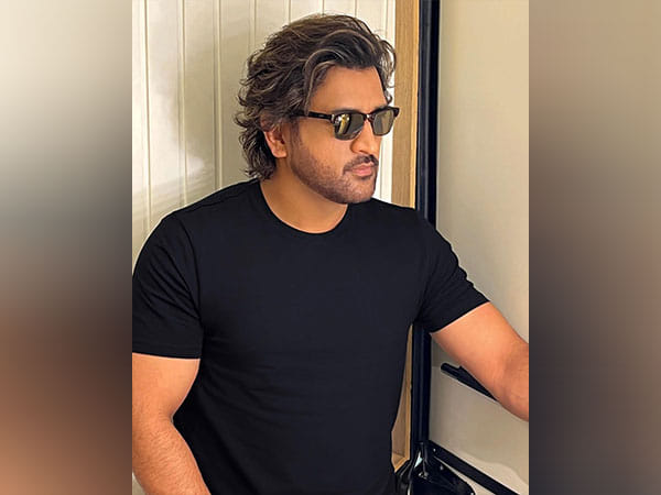 M.S Dhoni sports new hairstyle, Bollywood celebs, fans react