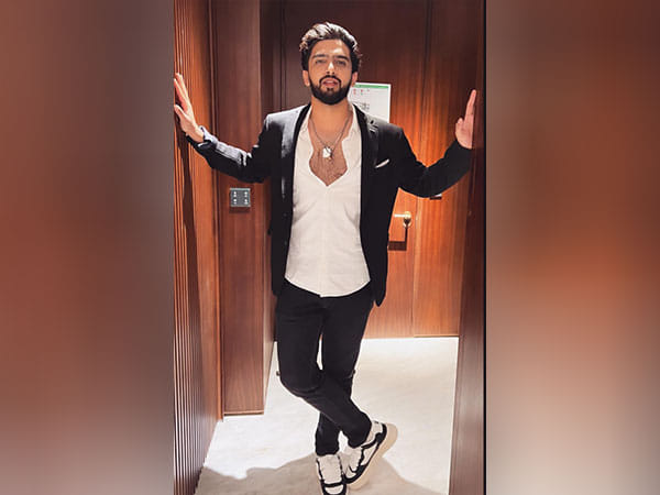 Amaal Mallik captures emotions of love in his romantic composition for 'Sultan of Delhi'