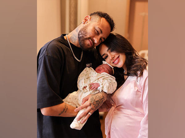 Soccer star Neymar, his girlfriend Bruna Biancardi  blessed with a baby girl 