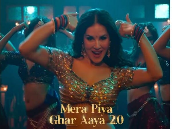 Sunny Leone recreates Madhuri Dixit's iconic moves in 'Mera Piya Ghar Aaya 2.0' song