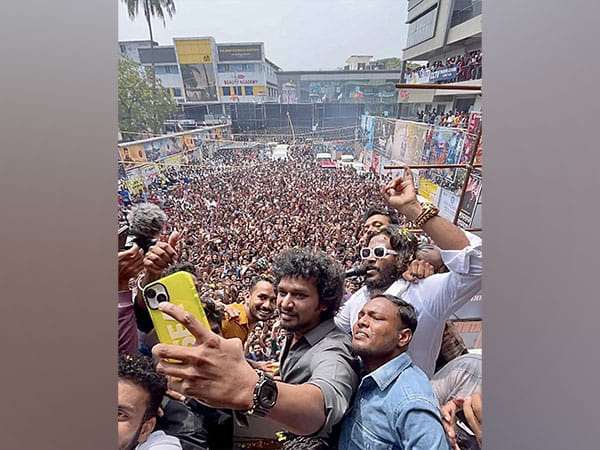 Director Lokesh Kanagaraj suffers minor injury during 'Leo' promotions in Kerala