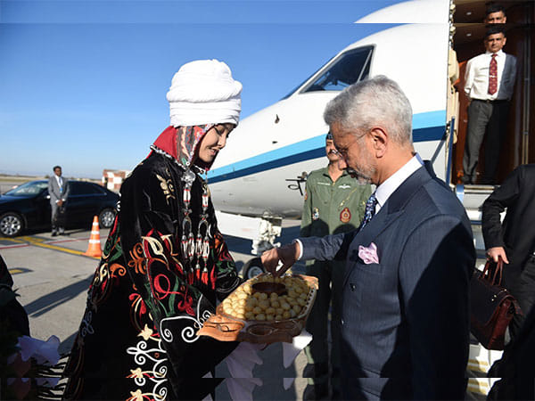 Kyrgyzstan: Jaishankar arrives in Bishkek for SCO Heads of Government meeting 