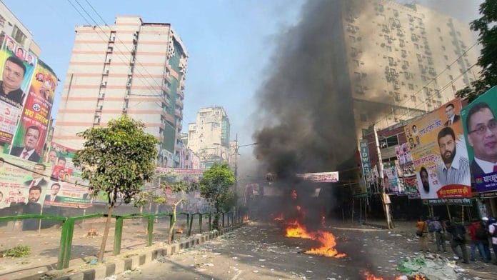 Supporters of Bangladesh Nationalist Party (BNP) clash with police in Dhaka on 28 October, 2023 | Image by special arrangement