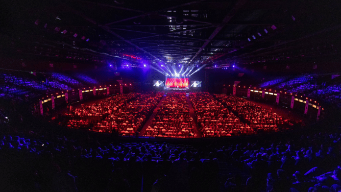 Trevor Noah’s performance at the NSCI Dome in Mumbai | Photo: X:@Trevornoah