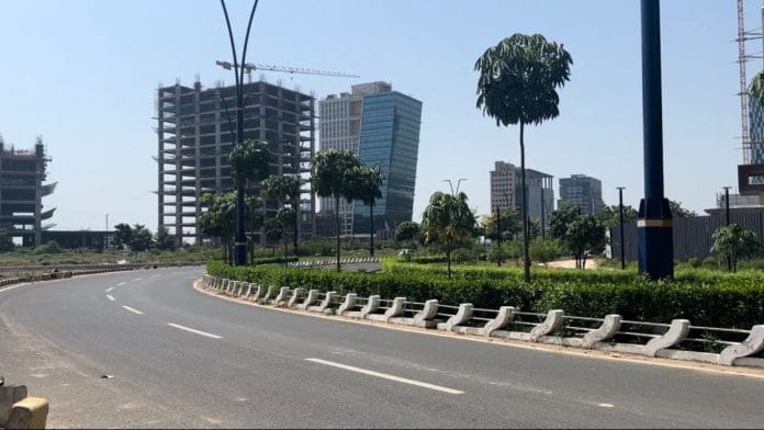 Empty roads of GIFT City during the day | Manasi Phadke, ThePrint