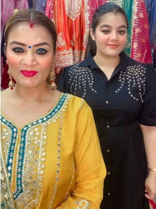 Jasmeen Kaur and her daughter Gurmehar sell clothes on Instagram through live videos and reels | Instagram