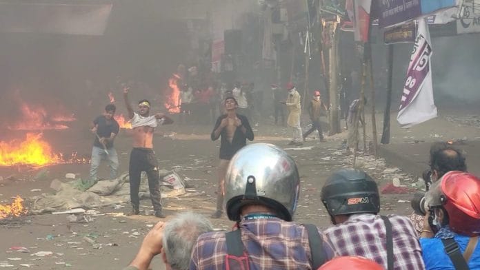 Supporters of Bangladesh Nationalist Party (BNP) clash with police in Dhaka on 28 October, 2023 | Image by special arrangement