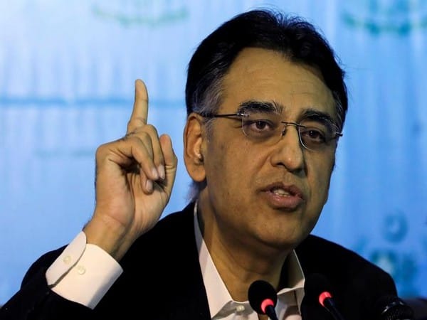 Pakistan leader Asad Umar quits Imran Khan's party, quits politics
