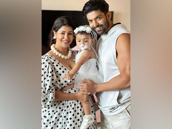 Debina Bonnerjee, Gurmeet Choudhary celebrate their daughter Divisha's 1st birthday