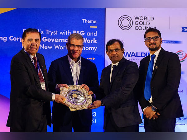 HDFC Life Wins the Golden Peacock Award for Excellence in Corporate Governance - 2023