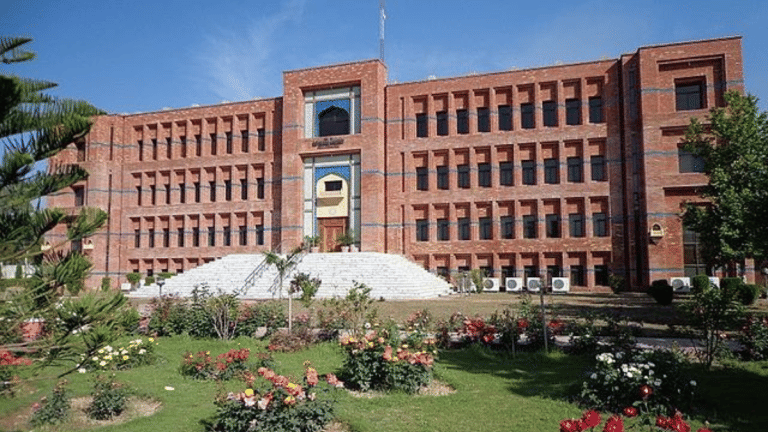 Why was Peshawar called Pushpapura? Returning to Pakistan after 53 years, I got the answer