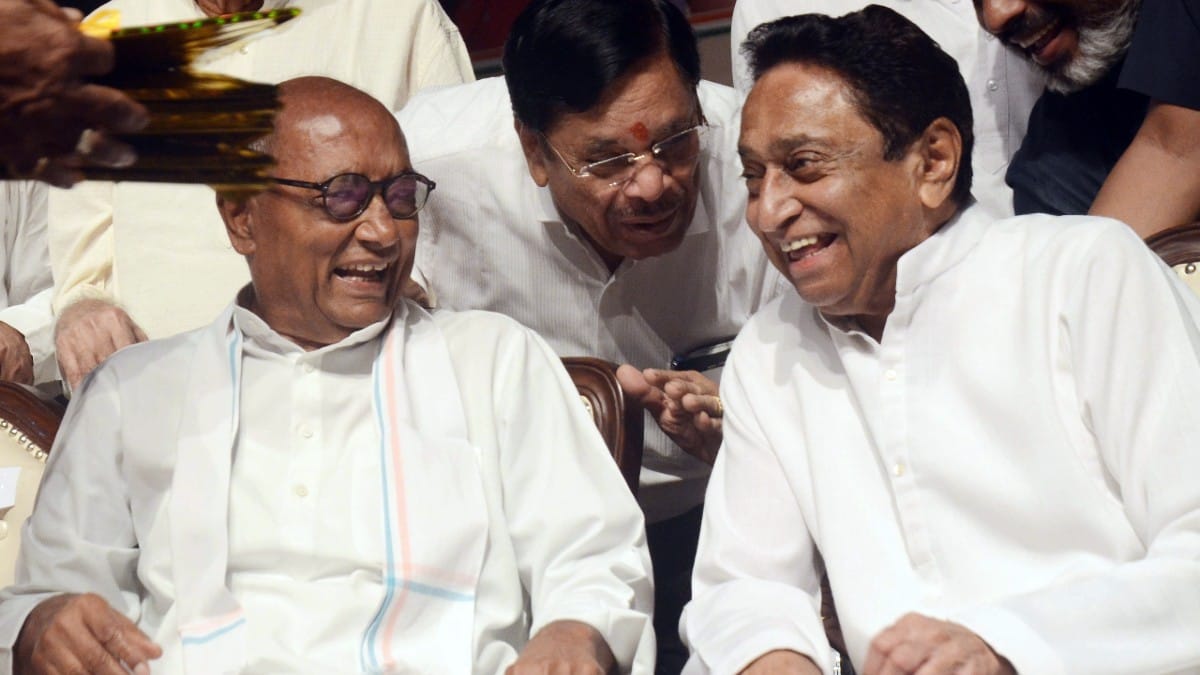 File photo of Digvijaya Singh (L) and Kamal Nath (R) | ANI