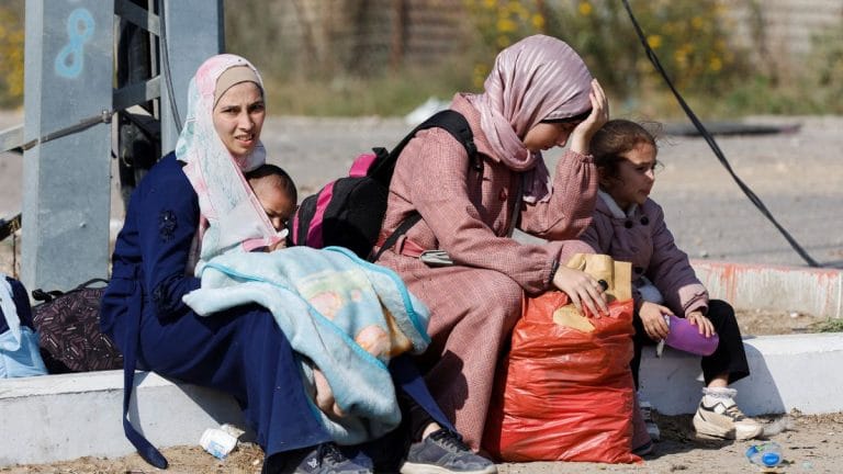 32 killed as Israeli air strikes hit residential blocks in south Gaza