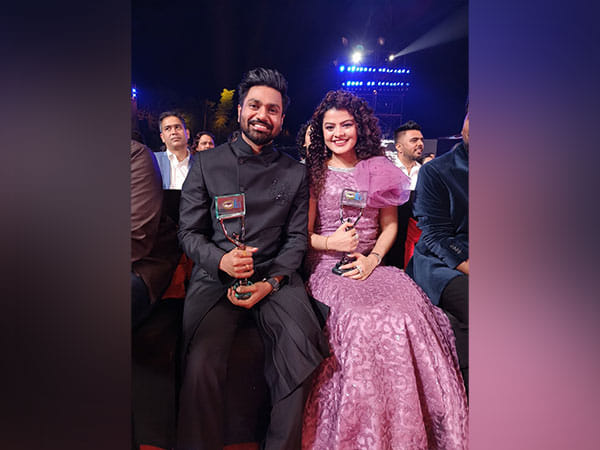 Mithoon dedicates ITA award to wife Palak Muchhal, says 'Kyunki tum hi ho!'