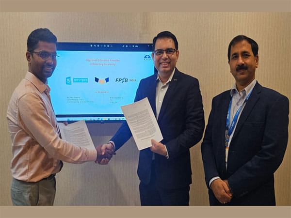 ArivuPro Academy joins hands with The Financial Planning Standards Board (FPSB) to become their learning partner in South India