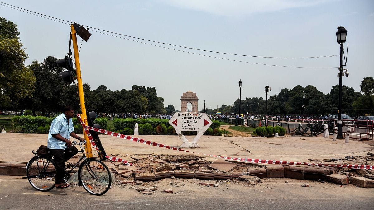India's road accidents are caused by bad infrastructure & bad drivers.  