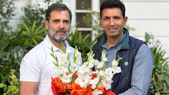 Madhya Pradesh Congress president Jitu Patwari (right) with Congress leader Rahul Gandhi in New Delhi last month | Photo: ANI