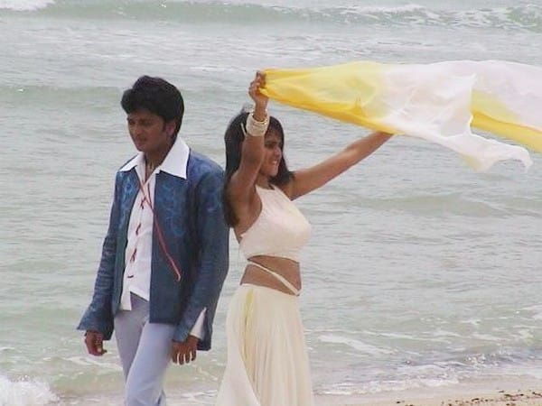 Riteish Deshmukh celebrates 21 years of his debut movie 'Tujhe Meri Kasam'