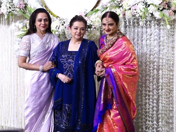 Yesteryear actresses Hema Malini, Rekha, Saira Banu reunite at Ira Khan's wedding reception