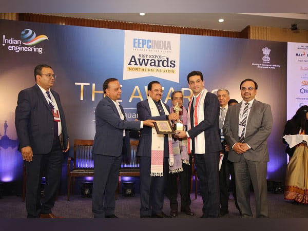 Defsys Solutions Awarded as the Top Exporter by EEPC India
