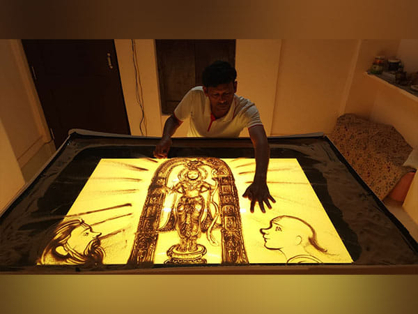 Sand artist Manas Kumar Sahoo depicts 'Ram Mandir' construction journey in Ayodhya using animation 