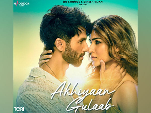 Check out Shahid-Kriti's sizzling chemistry in song from 'Teri Baaton Mein Aisa Uljha Jiya'