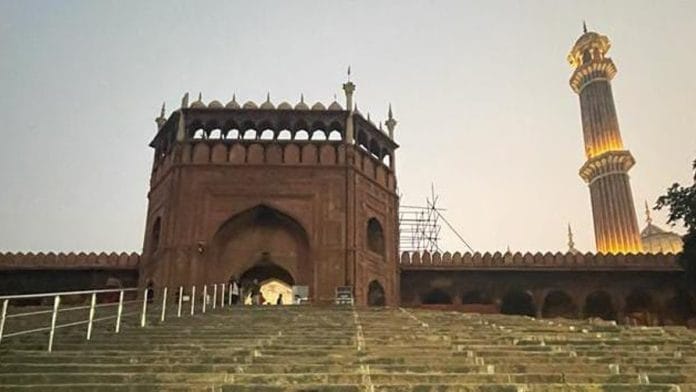 The usually bustling Jama Masjid sported a desolate look Monday | Debdutta Chakraborty | ThePrint