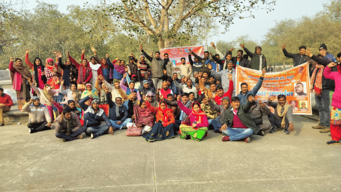 Swachhagrahis on protest demanding their dues, at Lucknow’s Eco Park | Shubhangi Misra | ThePrint