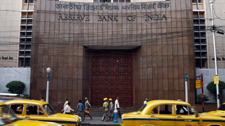 India’s banking system faces record liquidity deficit